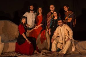 مسرحية “خيل تايهة” – فرقة مسرح نعم – إخراج إيهاب زاهدة – فلسطين.